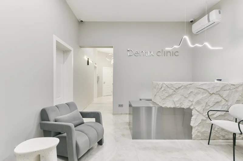 Интерьер клиники Dentix